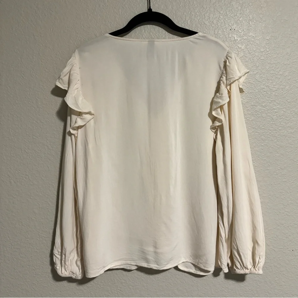 Universal Thread Ruffle Shoulder Blouse Cream - Picture 5 of 5